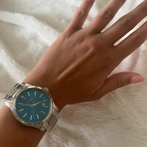 Michael Kors Watch - Picture 2 of 7